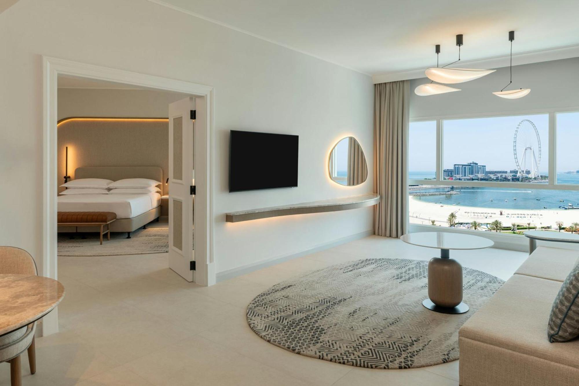Premium Suite Sea View Including Lounge Access Afternoon Tea Evening Cocktail Hours Soft Refreshments & Canapes Private beach Access
